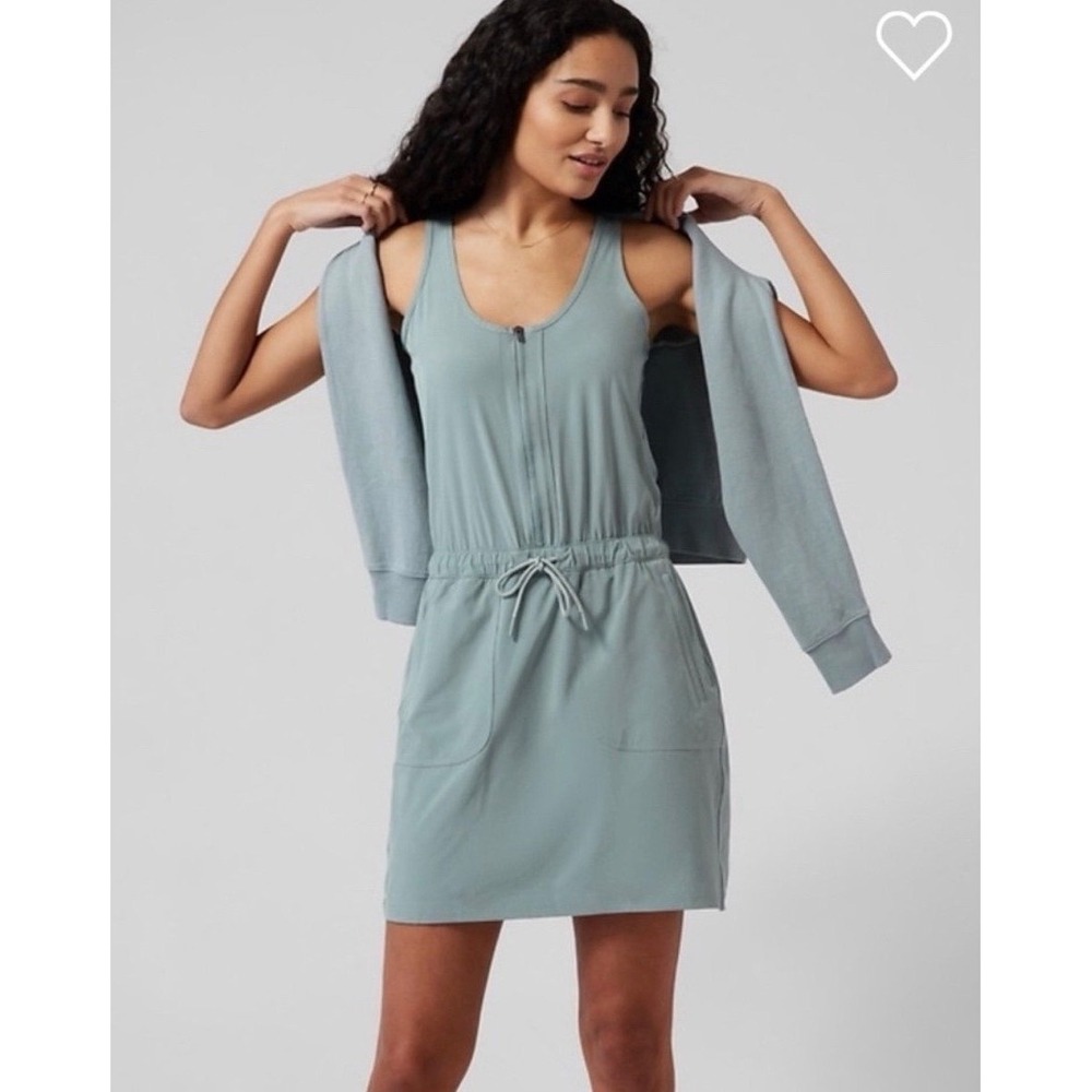 Athleta Mini Dress Expedition Built in shorts Athletic Green 10
